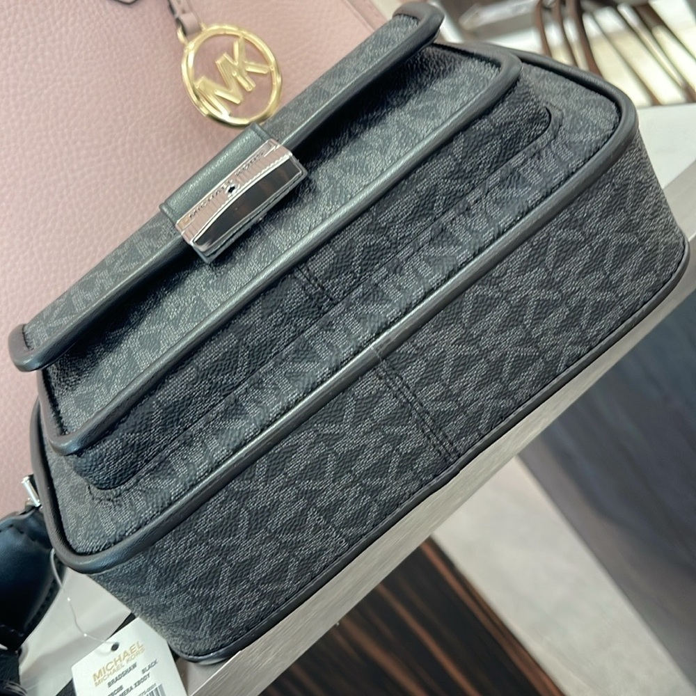 Michael Kors Bradshaw Extra-Small Signature Logo Camera Crossbody
Black/Silver - Picture 11 of 16